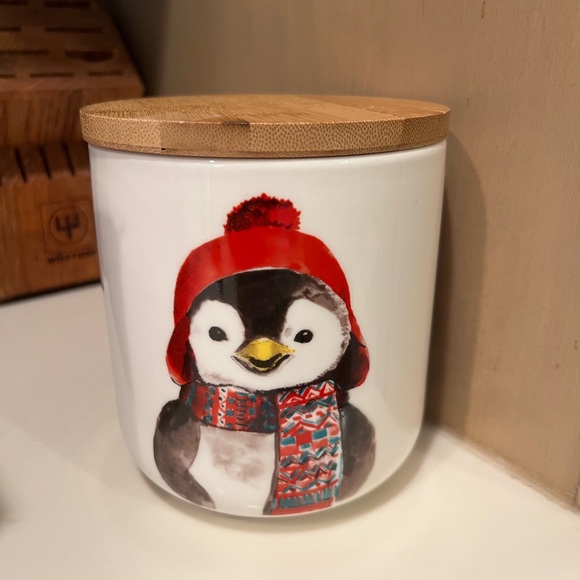Penguin Porcelain Container- Ciroa - Picture 1 of 8